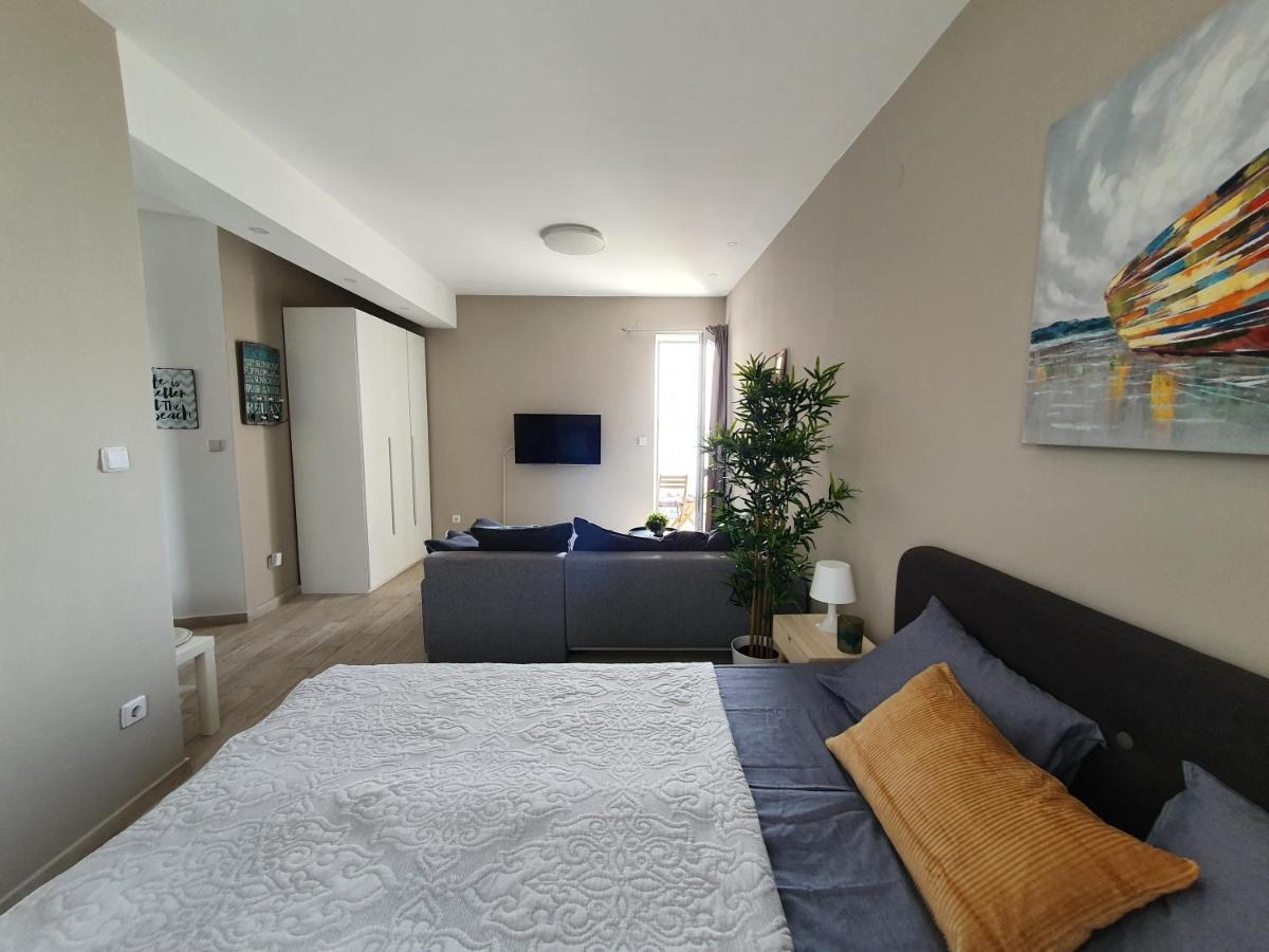 Apartment Danijela ノヴァリャ エクステリア 写真